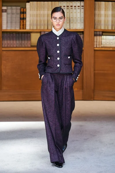 Look 14